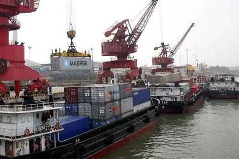 What are the benefits of using sea containers?